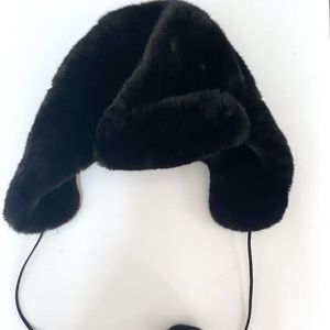 HEURUEH Luxe Faux Fur Black Trapper hat
